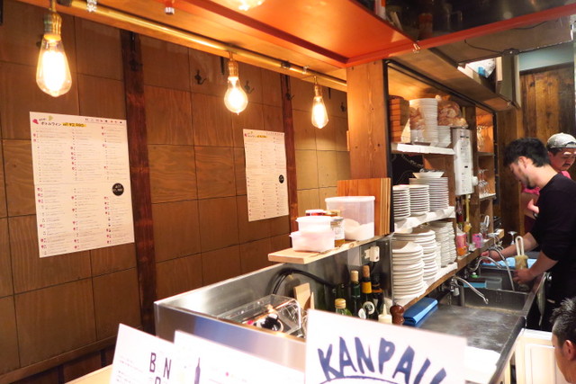 新橋 1日5組限定の牡蠣食べ放題も コスパ抜群2 980円均一のビオワインと牡蠣のマリアージュを楽しんで Bono Casa ボノ カーサ 恵比寿 銀座大好き 新米フードアナリスト ハツのブログ 新橋 1日5組限定の牡蠣食べ放題も コスパ抜群2 980円均一のビオワインと牡蠣のマリアージュを楽しんで Bono Casa ボノ カーサ 恵比寿 銀座大好き 新米フードアナリスト ハツのブログ