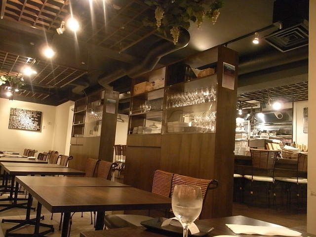 路地裏の4階に隠れる様に佇むカジュアルイタリアン コスパもgood トラットリア カンティーナ レガロ Trattoria Cantina Regalo 新宿三丁目 恵比寿 銀座大好き 新米フードアナリスト ハツのブログ