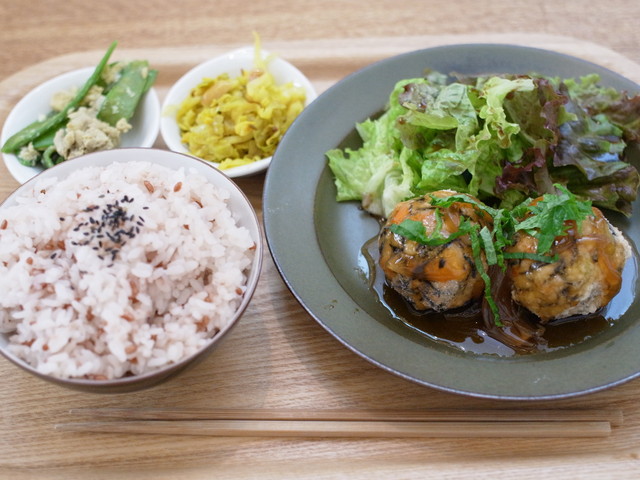 毎日食べる食事だから 体やさしくバランスの取れたものを 契約農家からの野菜を中心にしたヘルシーランチが頂けます Cafe634 東銀座 恵比寿 銀座大好き 新米フードアナリスト ハツのブログ