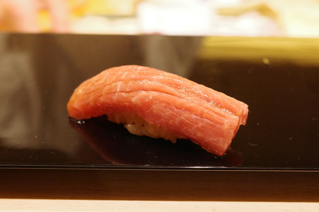 R0002056