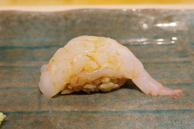 R0009823