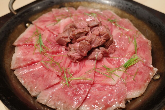 横浜 プライベート感たっぷりの個室でネオ焼肉を楽しむ 横浜 うしみつ 恵比寿 銀座大好き 新米フードアナリスト ハツのブログ