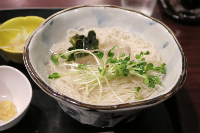 金沢 駅ナカにあるので便利 季節の旬の食材を使ったうどんやお蕎麦が人気 お多福 恵比寿 銀座大好き 新米フードアナリスト ハツのブログ