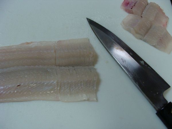 ビビらずにハモの骨切り なにも思いつかないの記