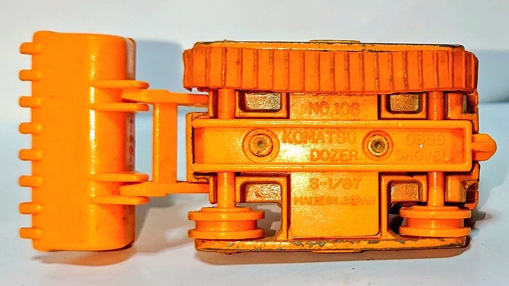 トミカ　黒箱　美品　小松ドーザショベルD65S 106 Yahoo!オークション - トミカ 黒箱 小松 ドーザショベル D65S No