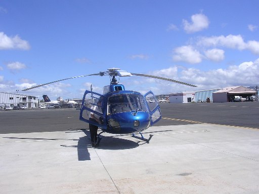 ヘリコプター遊覧飛行１ ハワイ旅行どっとこむ通信