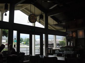 スターバックス店内