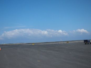 コナ国際空港着陸