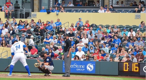 【朗報】MLB、ピッチクロック導入で平均試合時間28分短縮