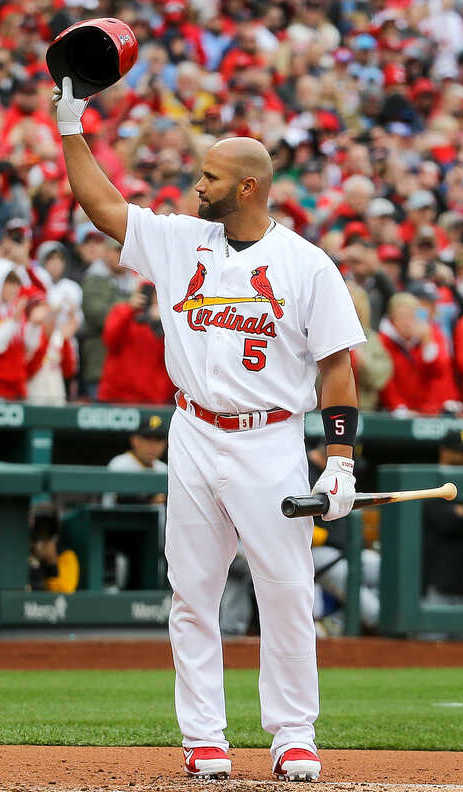 Pujols_in_2022_(cropped)