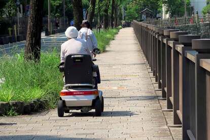 電動車いすの安全性に関する問題点