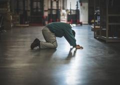 苦難続きにコロナ禍の追い打ち…「給食会社」倒産の顛末