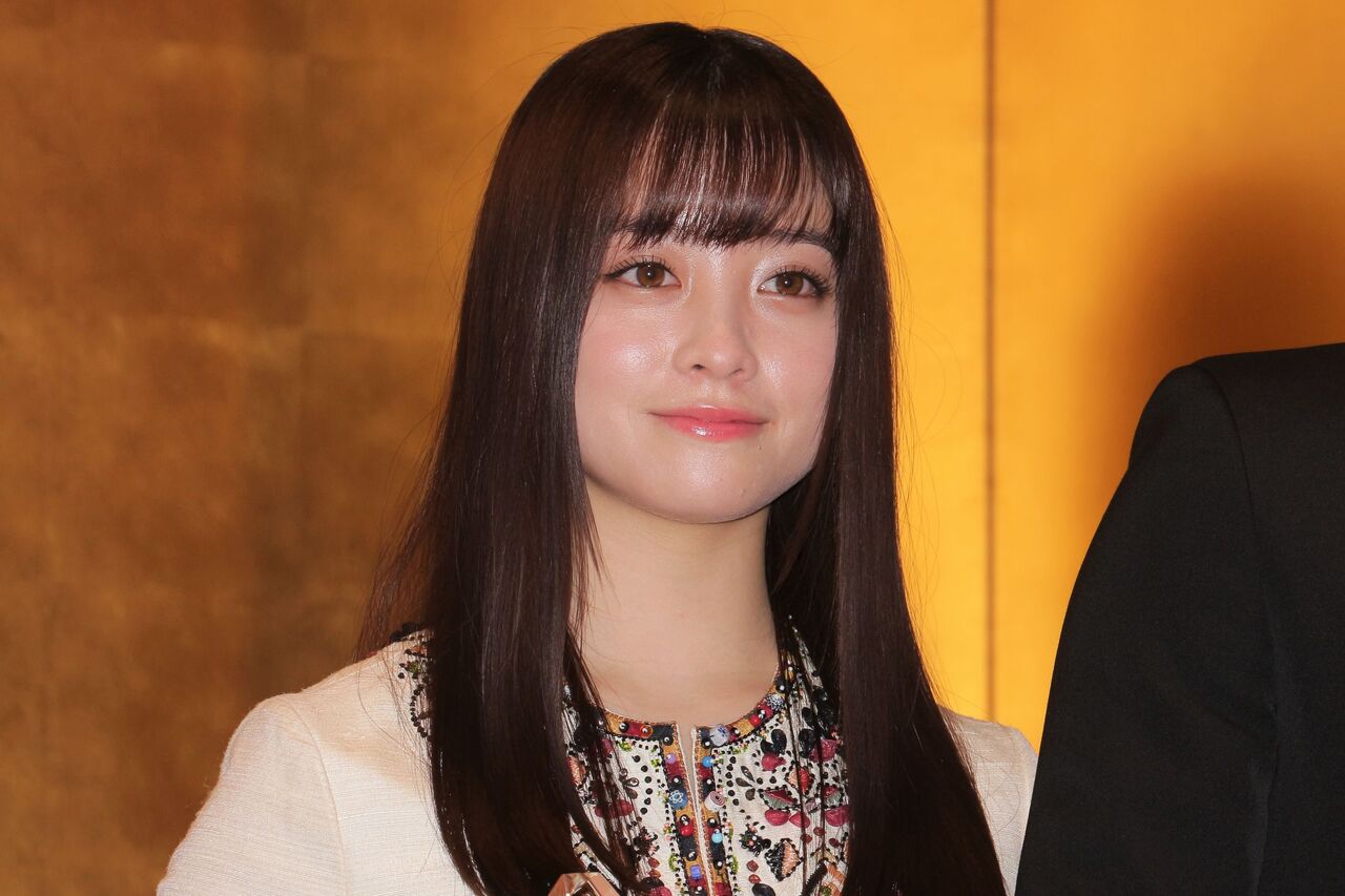 橋本環奈の 地味な子 配役にツッコミ さすがに無理がある 橋本環奈の 地味な子 配役にツッコミ さすがに無理がある