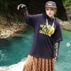 益若つばさ、高級ブランドで固めた私服姿が大不評「着こなしがだめ」