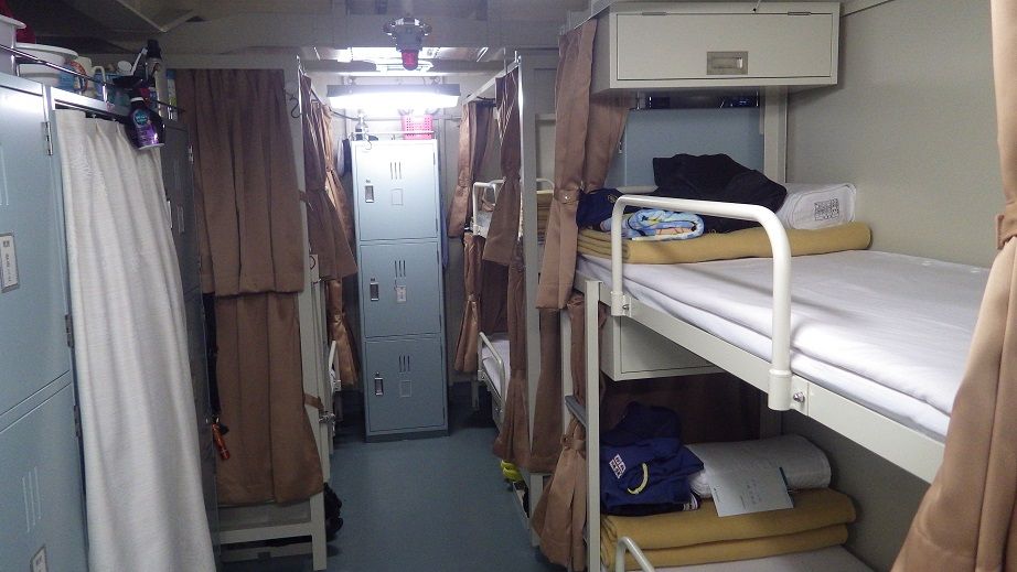 平成２９年 ２０１７ ５月３日 憲法記念日 海上自衛隊呉基地 護衛艦 かが 艦内見学 恐羅漢と大山ばっかりなんですが