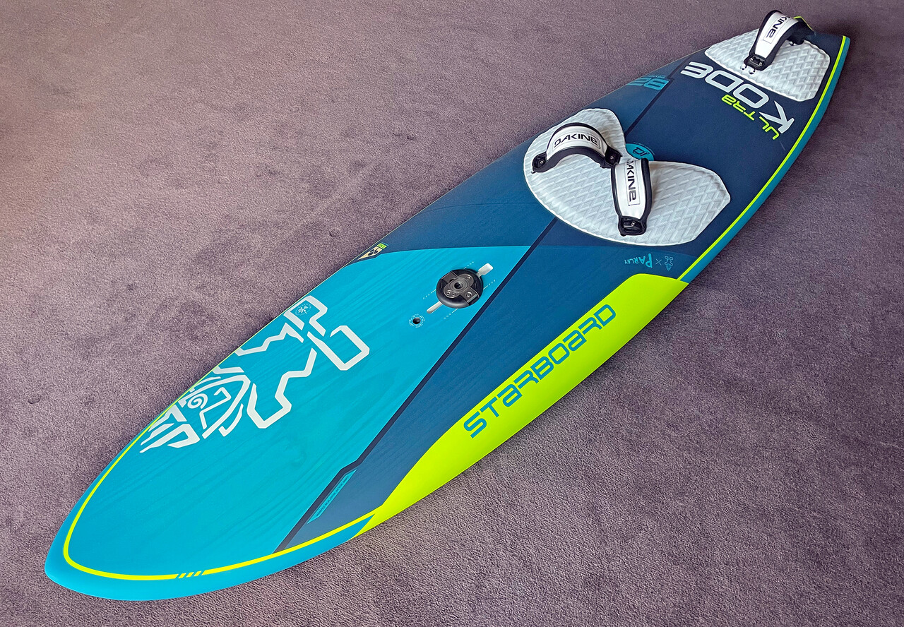 Starboard Ultra Kode 82 : レーシングジャイブ研究会 Starboard Ultra Kode 82 : レーシングジャイブ研究会