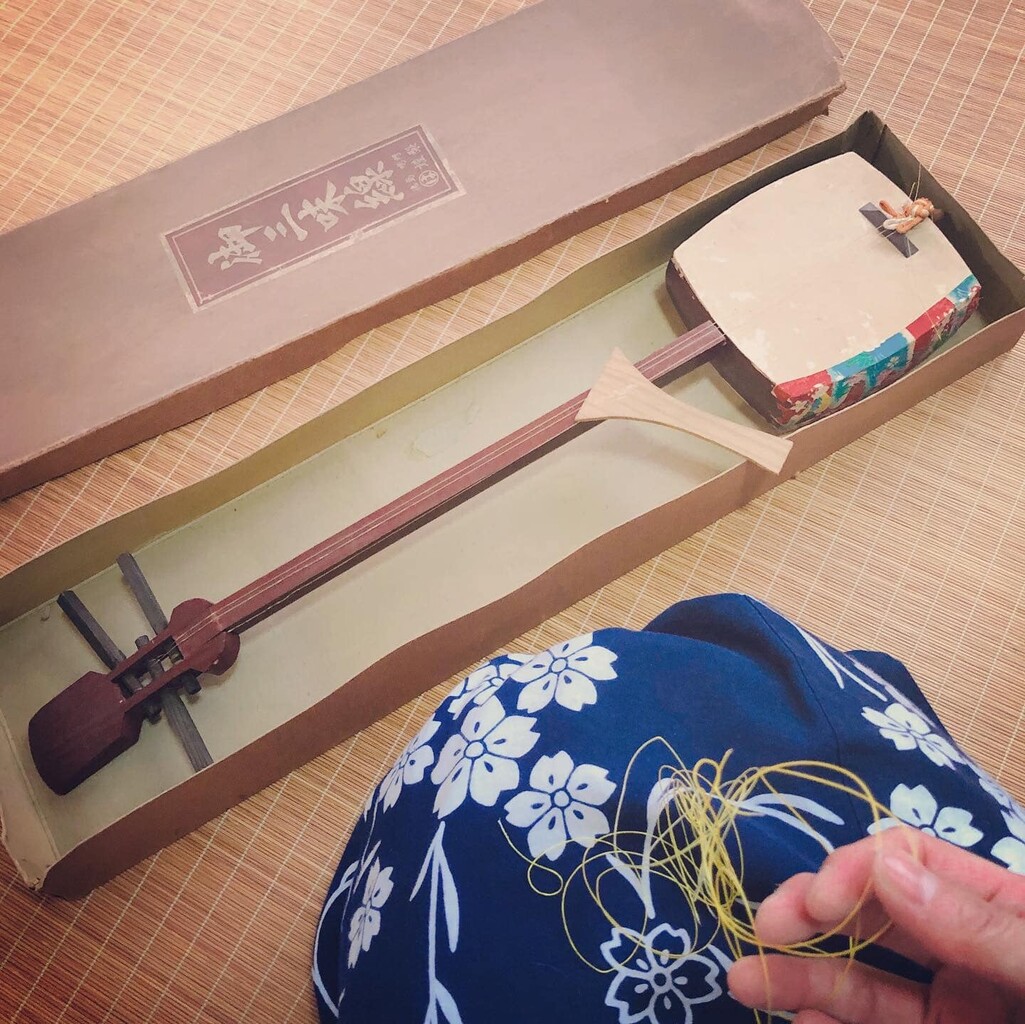 おもちゃのお三味線 : 日本舞踊教室「雛の会」お稽古日記