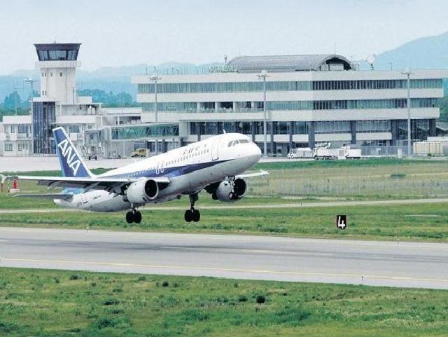能登地震による石川・能登空港の被害状況が明らかに！滑走路に複数のヒビ発見