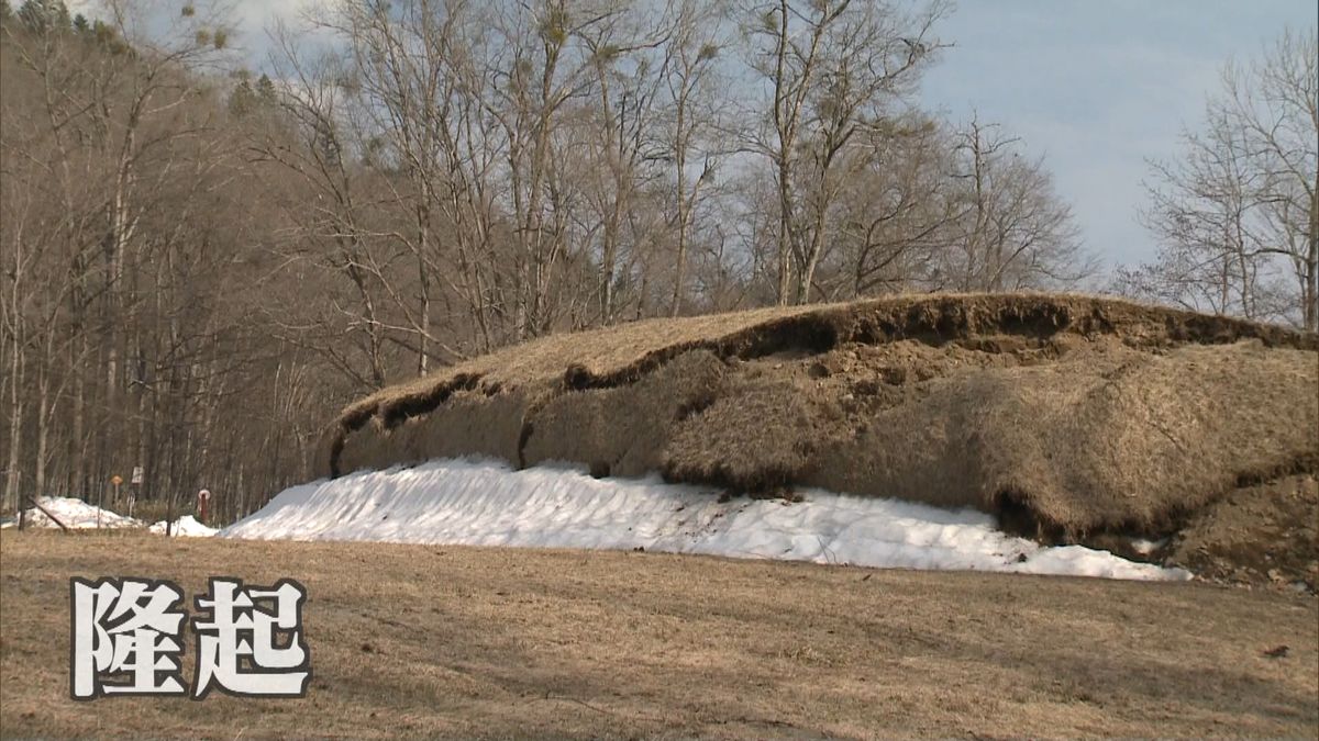【驚愕の変貌】海からの脱出！能登地震により防波堤の外まで陸地化、海が姿を消す壮絶な光景が広がる！