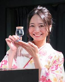 人気女優がメルカリで1万品以上を売り上げた衝撃告白！
