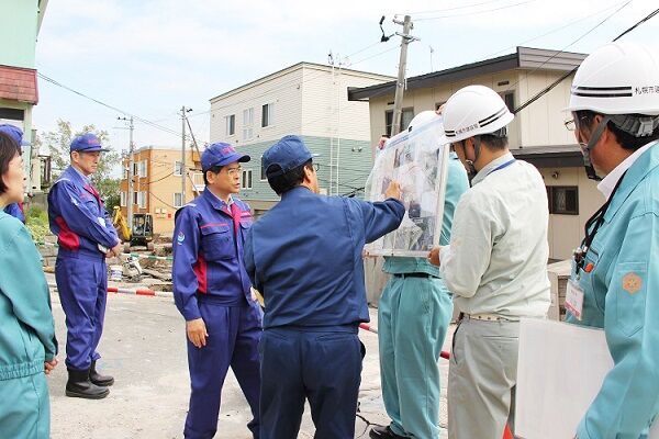 岸田首相が自身の視察も見合わせ、6与野党に自粛を要請