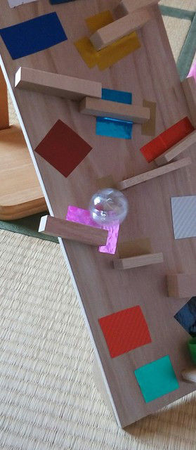手作り玉転がし 手作り玩具と子育て色々 手作り玉転がし 手作り玩具と子育て色々