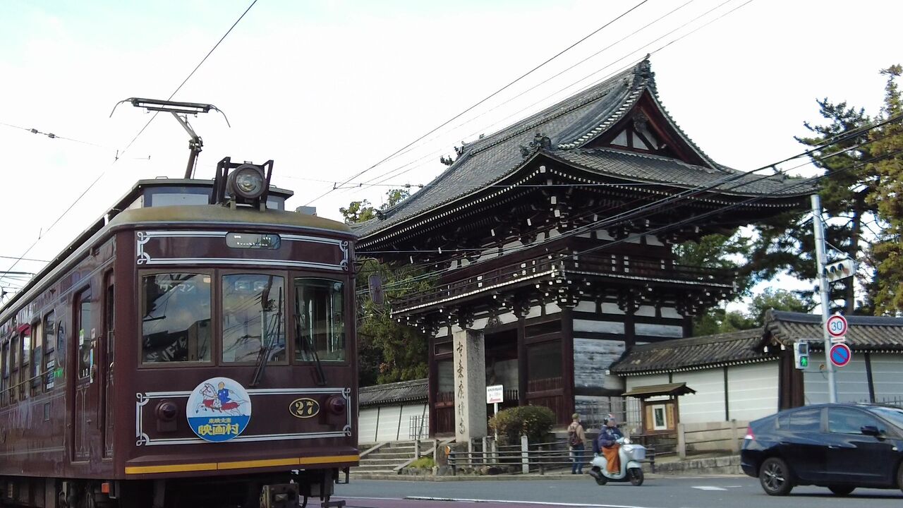 嵐電 隠れた名所めぐり 太秦広隆寺駅 ヤバすぎるカオス空間 嵐電 隠れた名所めぐり 太秦広隆寺駅 ヤバすぎるカオス空間
