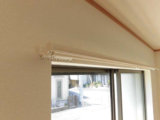 瀬戸市 カーテンレールの取付 h corpのブログ 瀬戸市 カーテンレールの取付 h corpのブログ