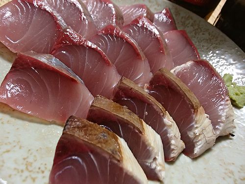 わらさ刺身をつまむ 新 日々凡々 歩いて行こう