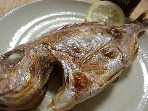 ちこ鯛塩焼きをつまむ 新 日々凡々 歩いて行こう ちこ鯛塩焼きをつまむ 新 日々凡々 歩いて行こう