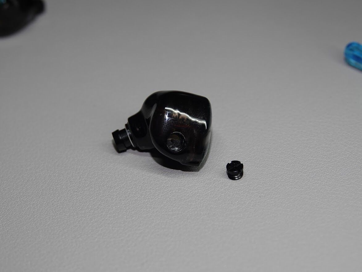 LZ A4 Proのレビュー 良い音だと思うけど、音変えないならLZ A2PROで