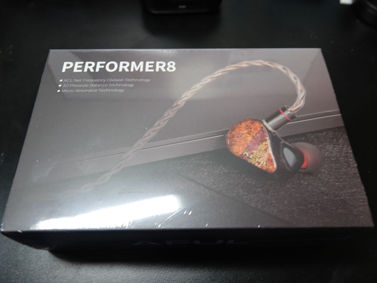 AFUL Performer8のレビュー 解像度が高く明瞭でありながら、音の AFUL Performer8のレビュー 解像度が高く明瞭でありながら、音の