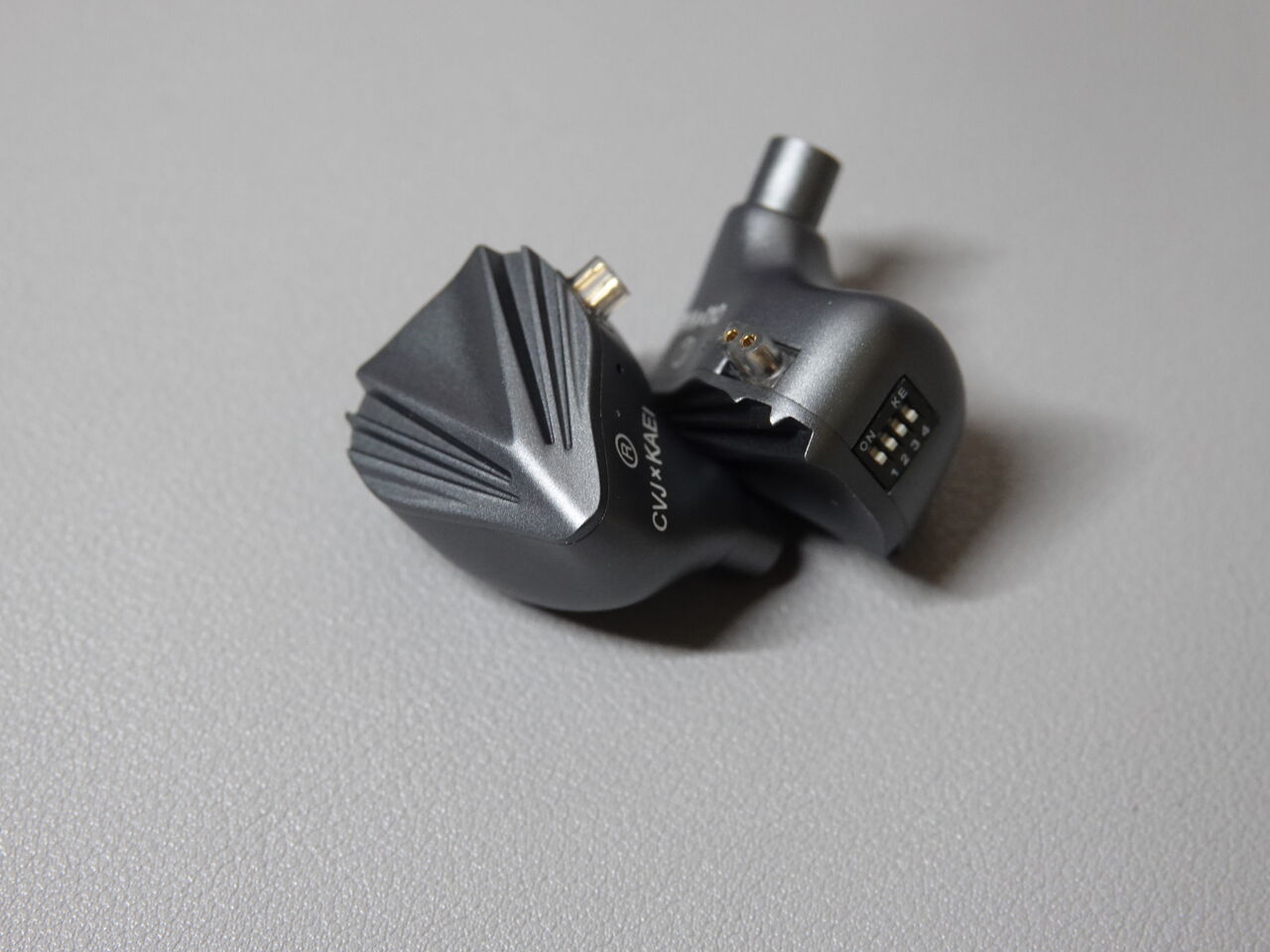 CVJ Kumoのレビュー 重厚感がありつつ分離の良い音がとても CVJ Kumoのレビュー 重厚感がありつつ分離の良い音がとても