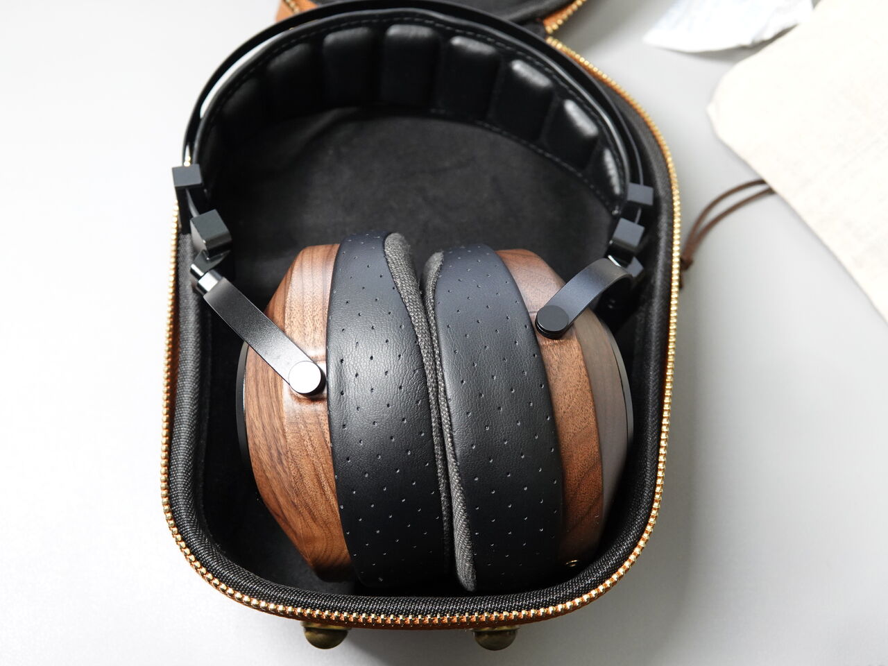 SIVGA SV023のレビュー 寒色傾向の解像度の高い音がとても聴い SIVGA SV023のレビュー 寒色傾向の解像度の高い音がとても聴い