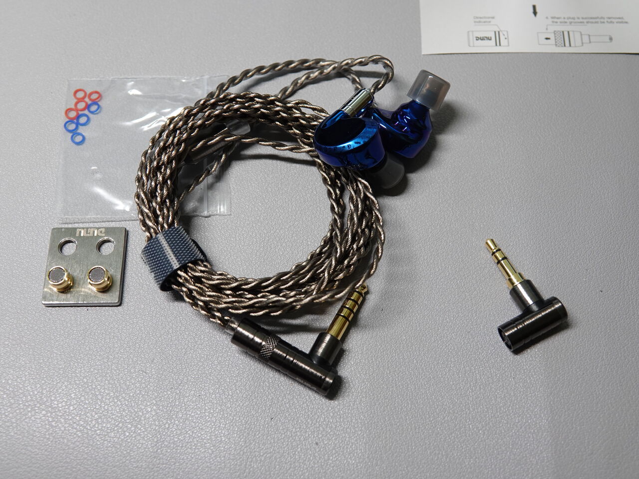 Dunu Falcon ultraのレビュー 高音域の明瞭でピーキーさの無い音が良い