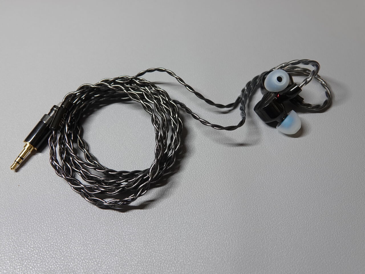 Fiio FD7のレビュー 高解像度でタイト、伸びやかでクセの少ない Fiio FD7のレビュー 高解像度でタイト、伸びやかでクセの少ない