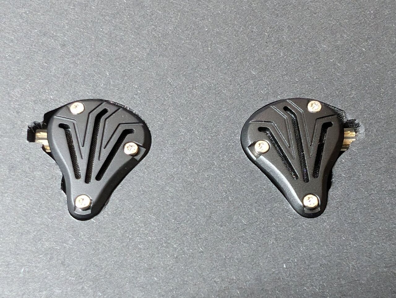 TRN BAX PROのレビュー〈PR〉 : メタラーのヘッドホンブログ