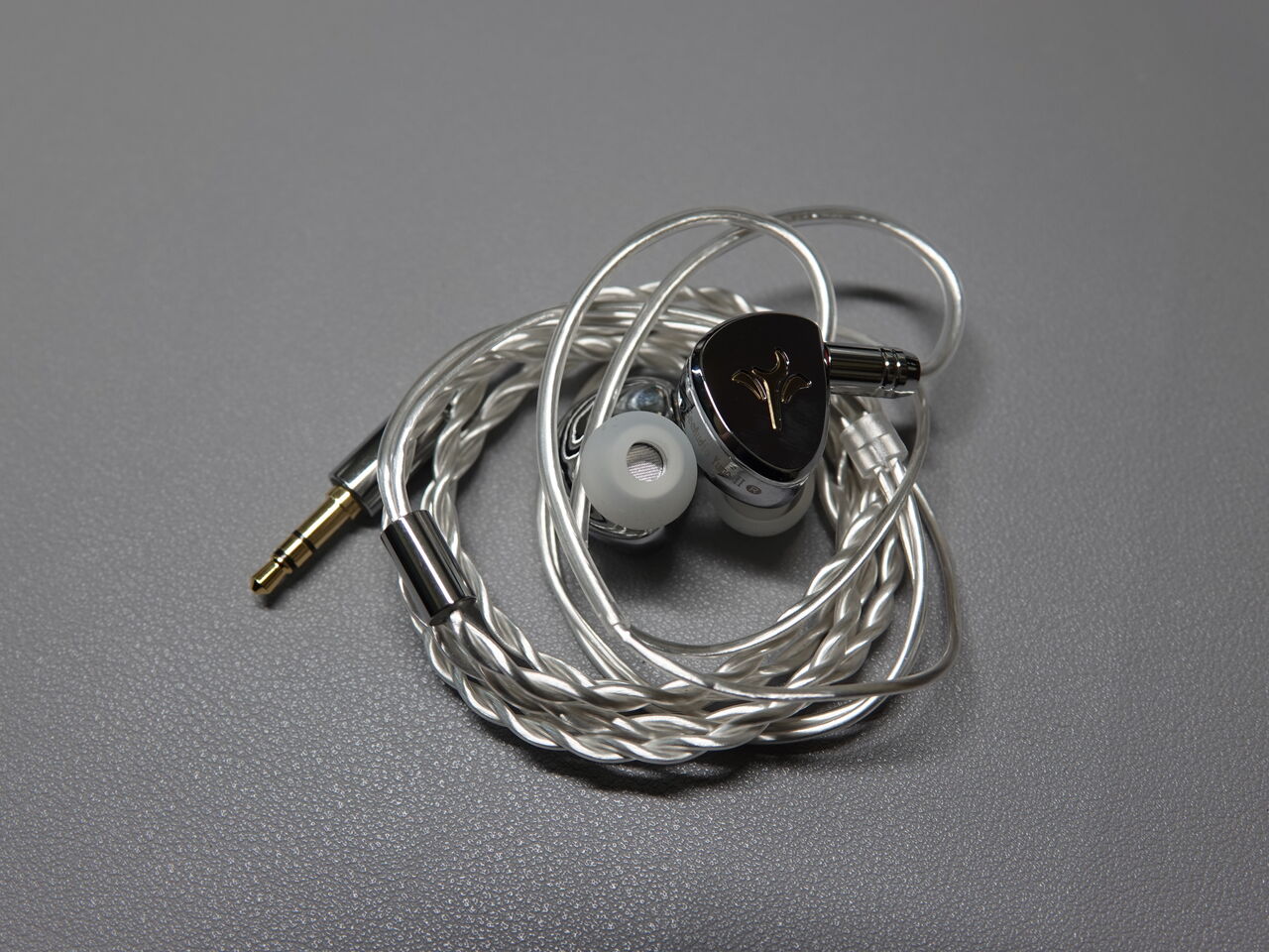 SeeAudio YumeⅡのレビュー スッキリとした透き通った音が魅力的な良い