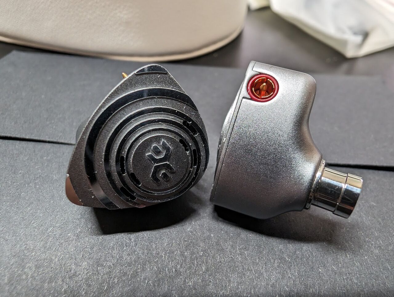 Elysian Acoustic Labs PILGRIMのレビュー〈PR〉 : メタラーの