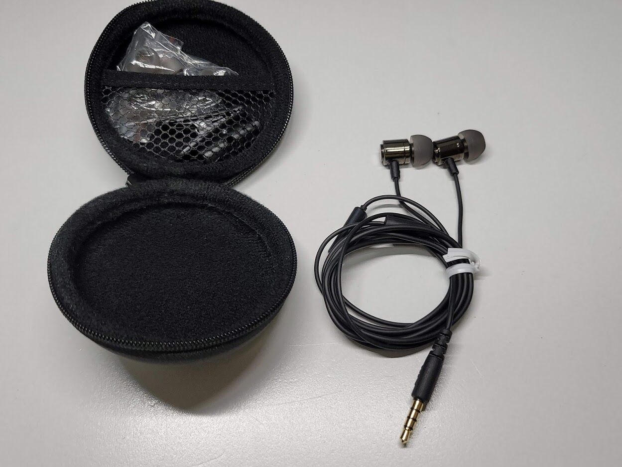 メタラーのヘッドホンブログ 有線ピヤホン2 Alpex Hse 000pn のレビュー メタラーのヘッドホンブログ 有線ピヤホン2 Alpex Hse 000pn のレビュー