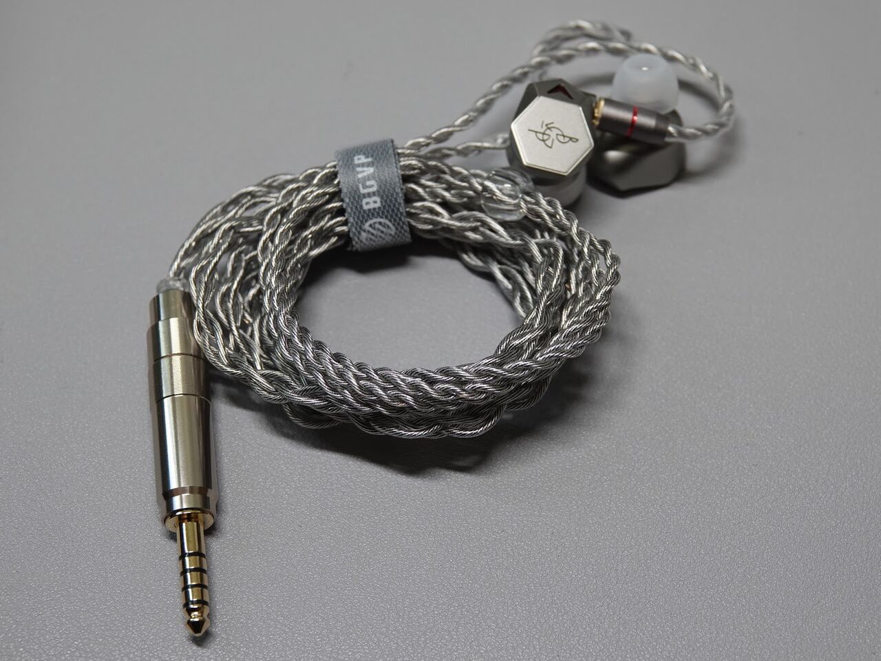 BGVP Melodyのレビュー 派手過ぎず、タイト過ぎず、適度な音のスパイス