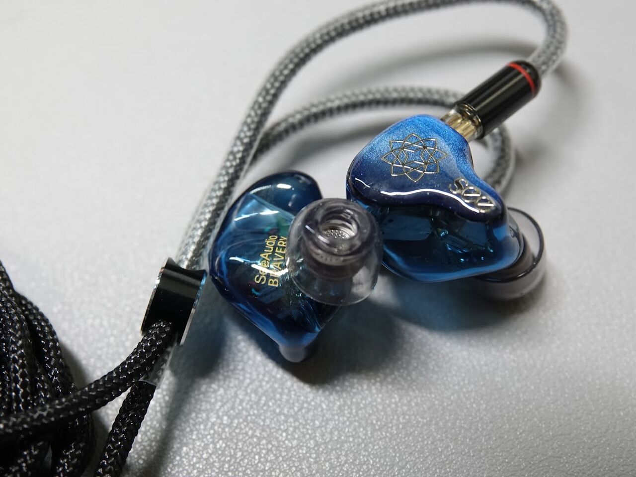 SeeAudio Bravery AE Limited Edition 音は良いよ、Braveryだ SeeAudio Bravery AE Limited Edition 音は良いよ、Braveryだ