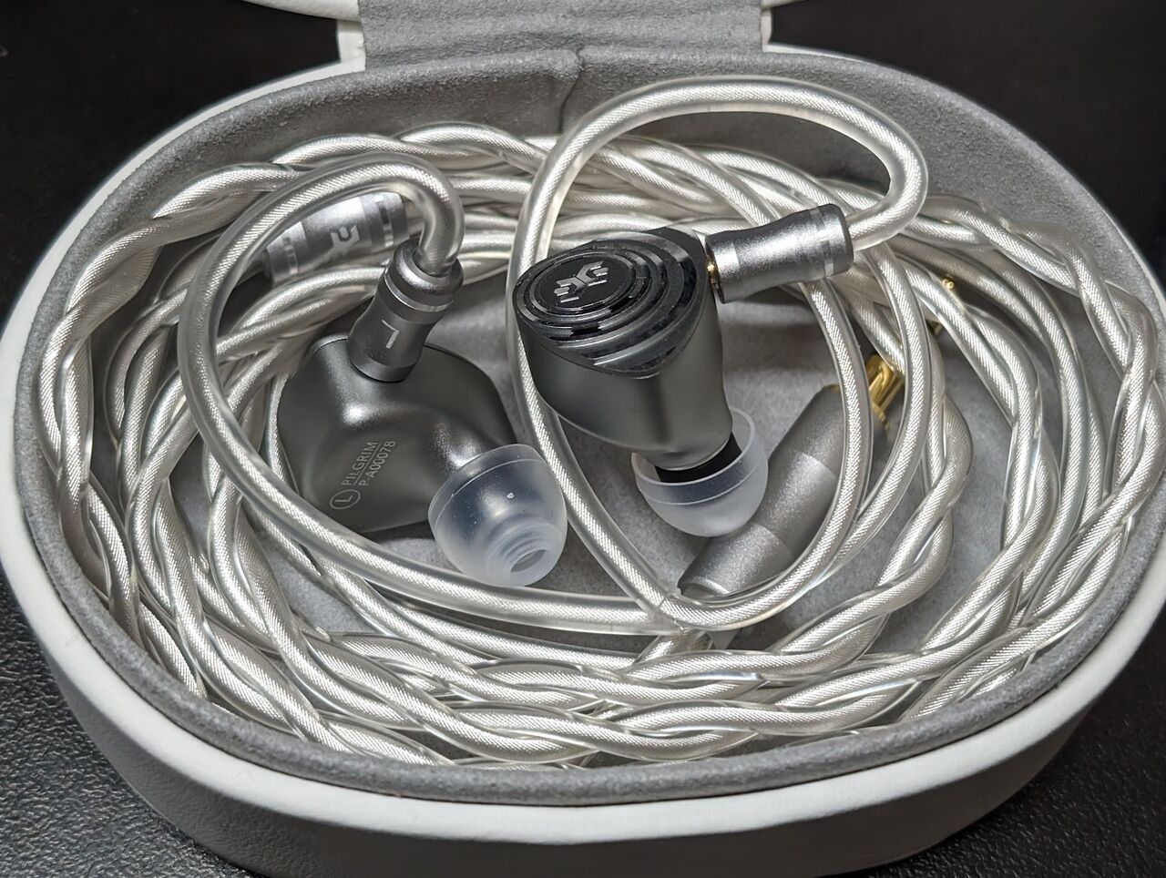 Elysian Acoustic Labs PILGRIMのレビュー〈PR〉 : メタラーの