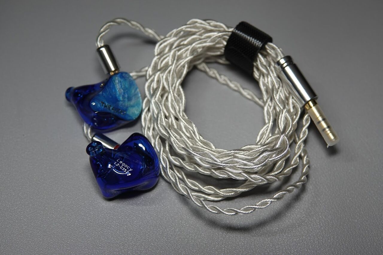 THIEAUDIO Legacy2のレビュー ボーカル帯域の艶やかさが印象的な1BA1D