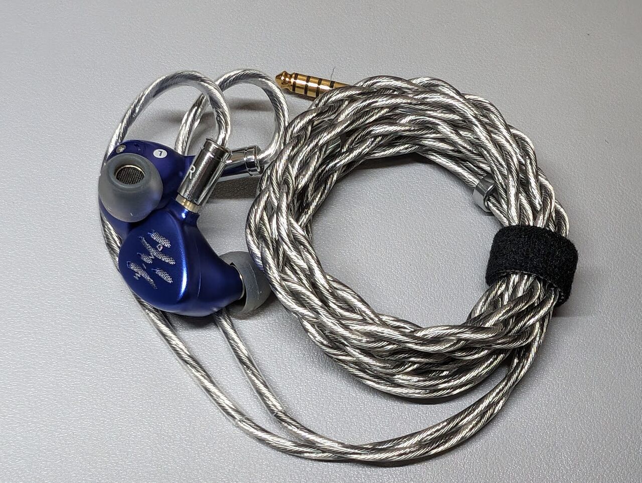 BQEYZ Windのレビュー〈PR〉 : メタラーのヘッドホンブログ