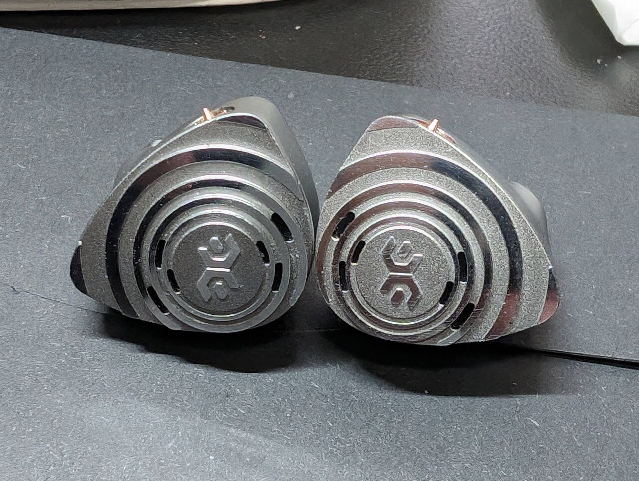 Elysian Acoustic Labs PILGRIMのレビュー〈PR〉 : メタラーの