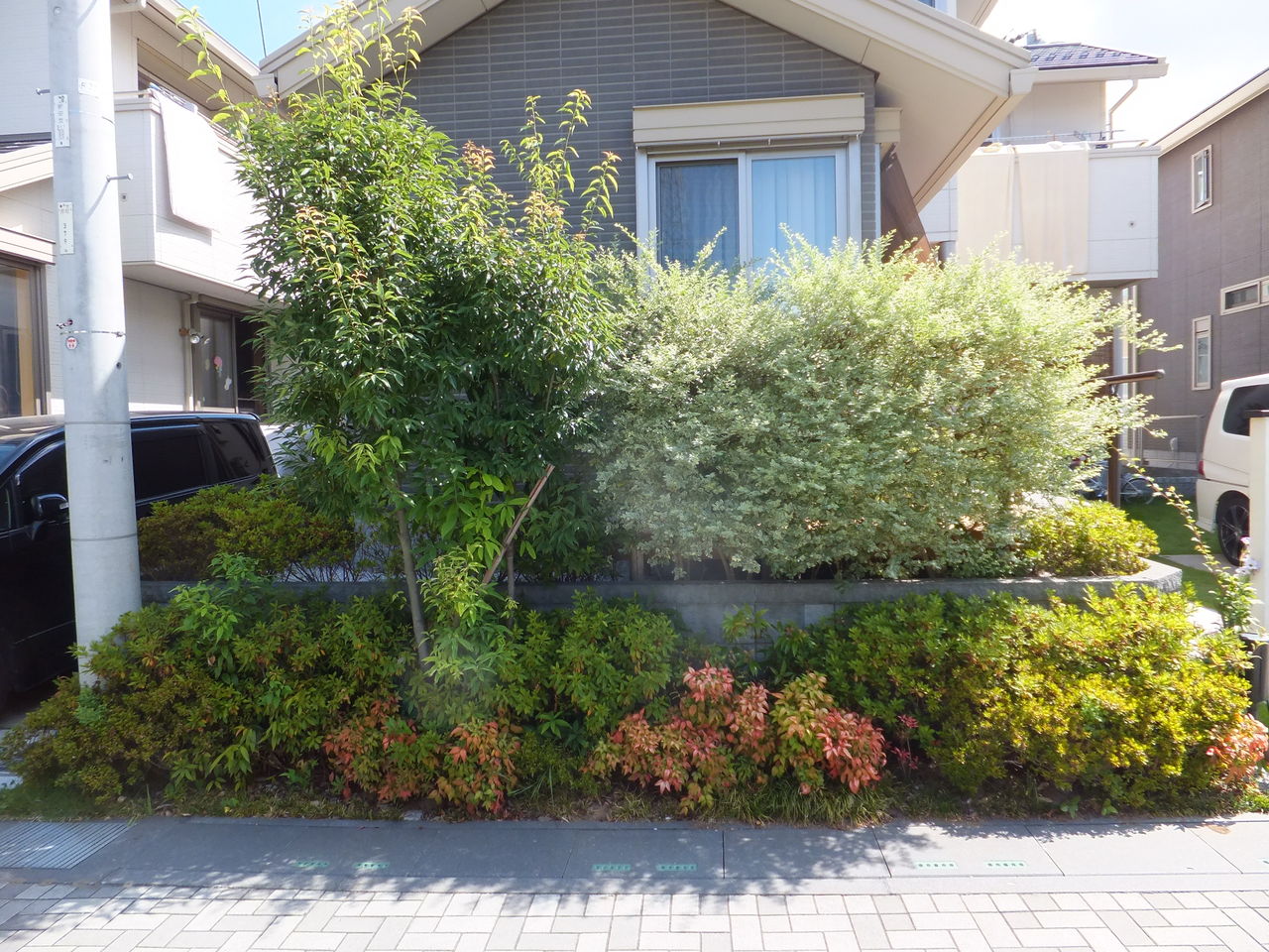 草加市原町の植栽撤去 芝張り 花壇植込み 草加市 越谷市の植木屋 ヒーリング グリーンの現場日誌