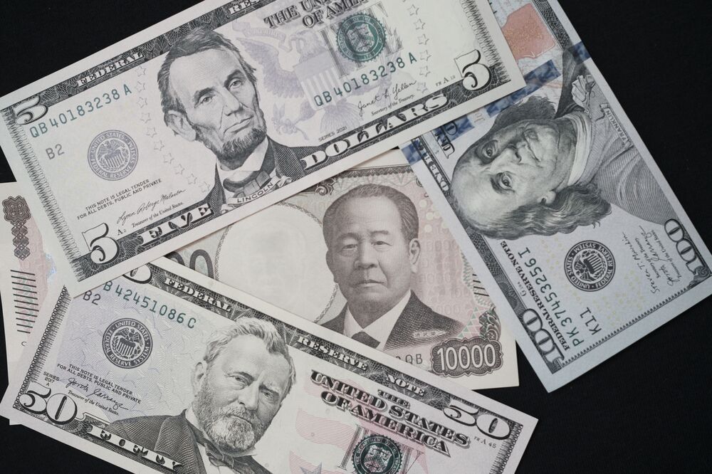 円上昇、約2カ月ぶり一時149円台