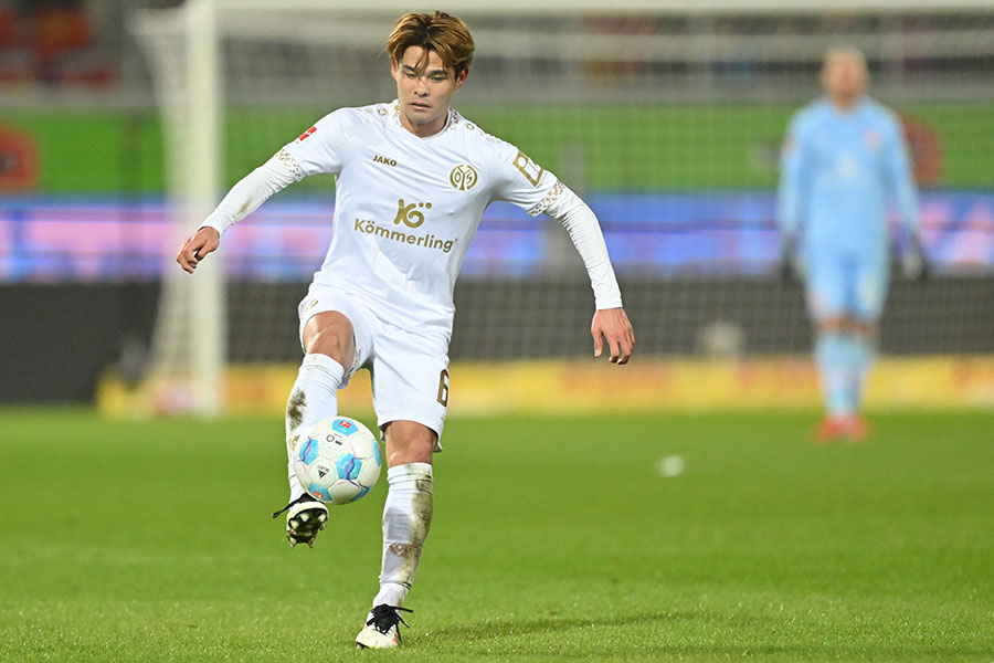 【サッカー】佐野海舟は「ドイツの中でもトップレベル」　欧州視察の森保監督と対面