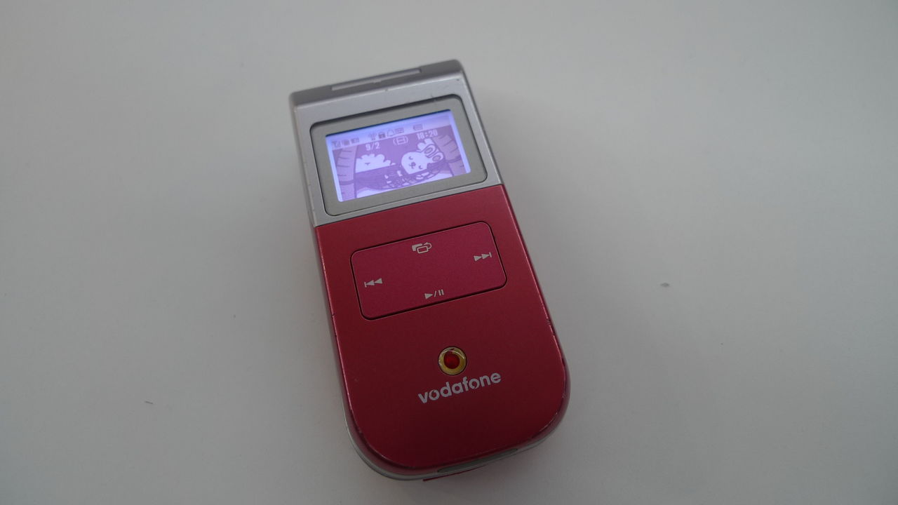 みまもりケータイ2 101zのsimを古いvodafone端末で流用する 緋斐b級技研 みまもりケータイ2 101zのsimを古いvodafone端末で流用する 緋斐b級技研